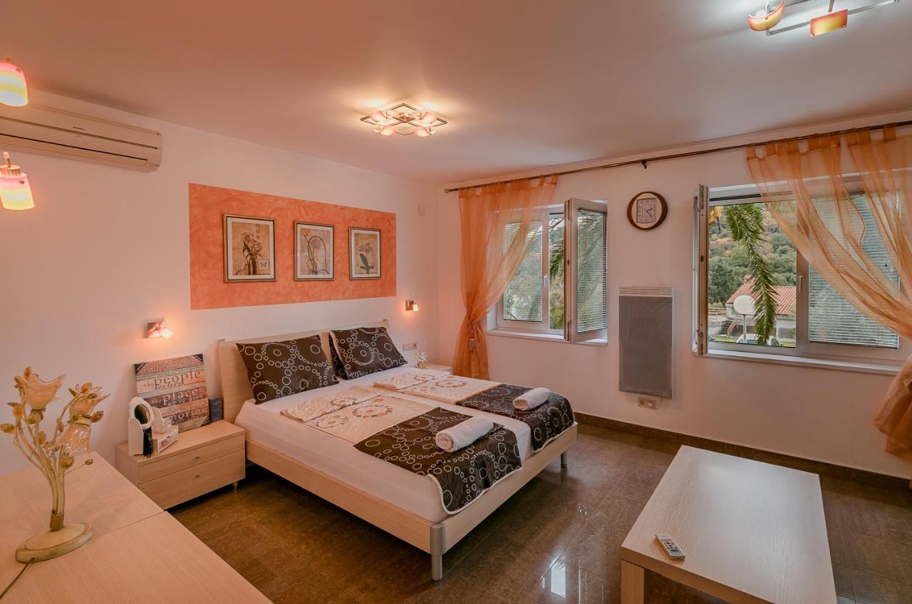 Palm Point Apartment Petrovac Buitenkant foto
