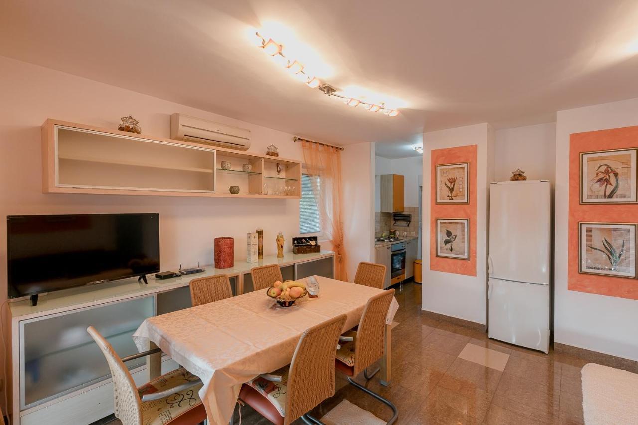 Palm Point Apartment Petrovac Buitenkant foto